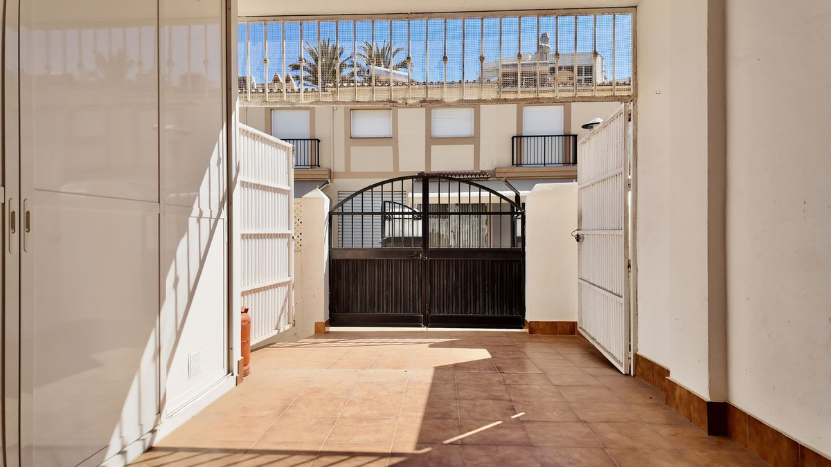 Appartement te koop in Torremolinos | 5 slaapkamers H5391229