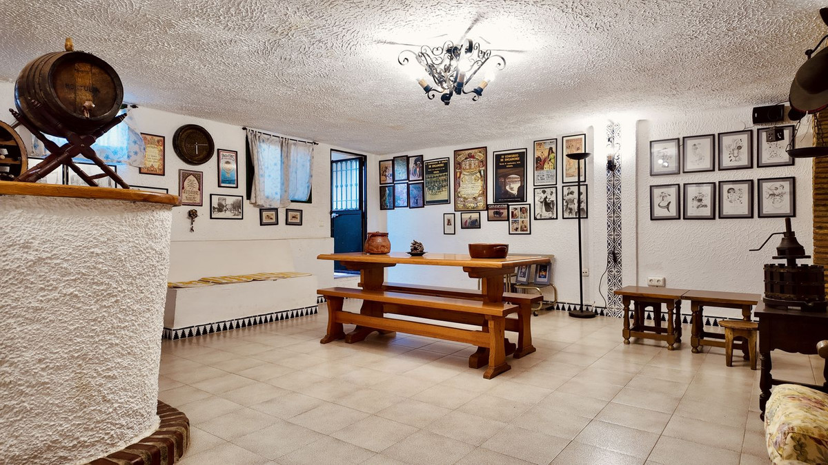 Appartement te koop in Torremolinos | 5 slaapkamers H5391229