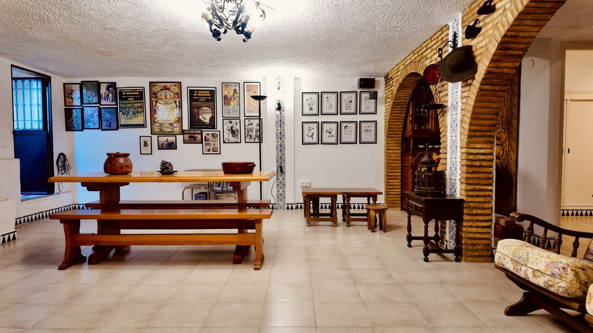 Appartement te koop in Torremolinos | 5 slaapkamers H5391229