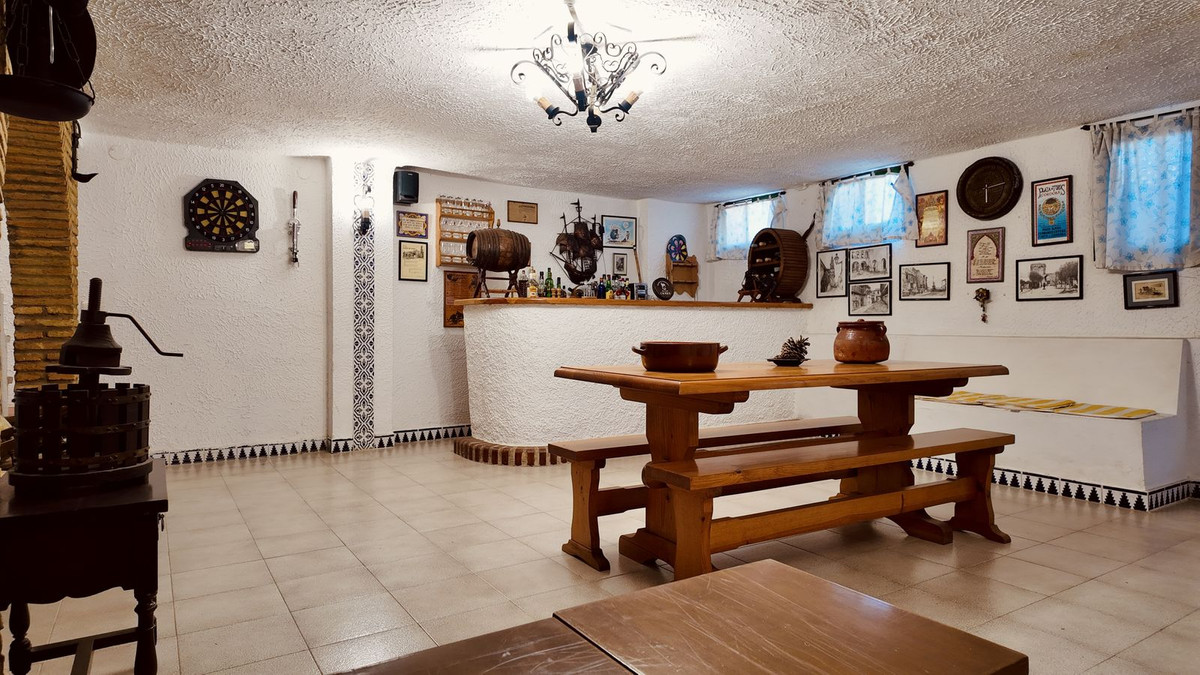 Appartement te koop in Torremolinos | 5 slaapkamers H5391229