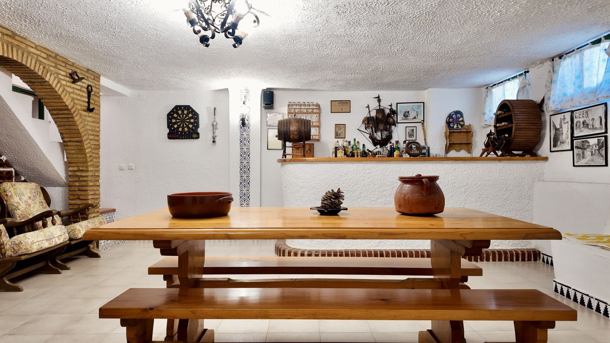Appartement te koop in Torremolinos | 5 slaapkamers H5391229