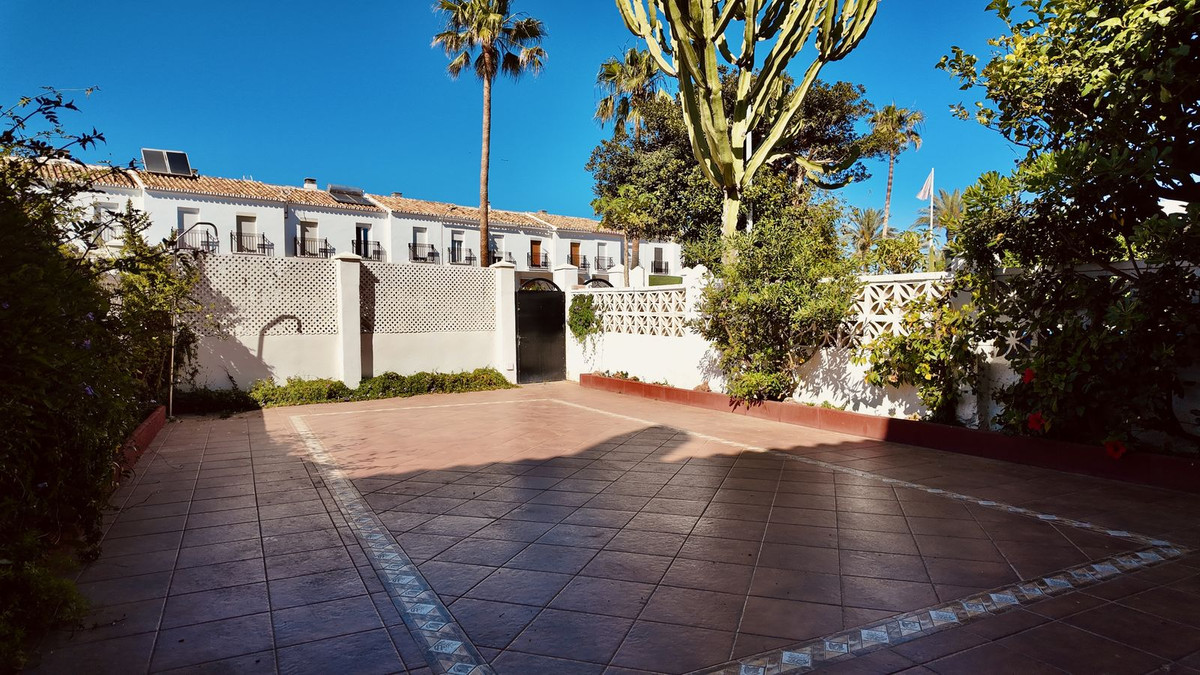 Appartement te koop in Torremolinos | 5 slaapkamers H5391229