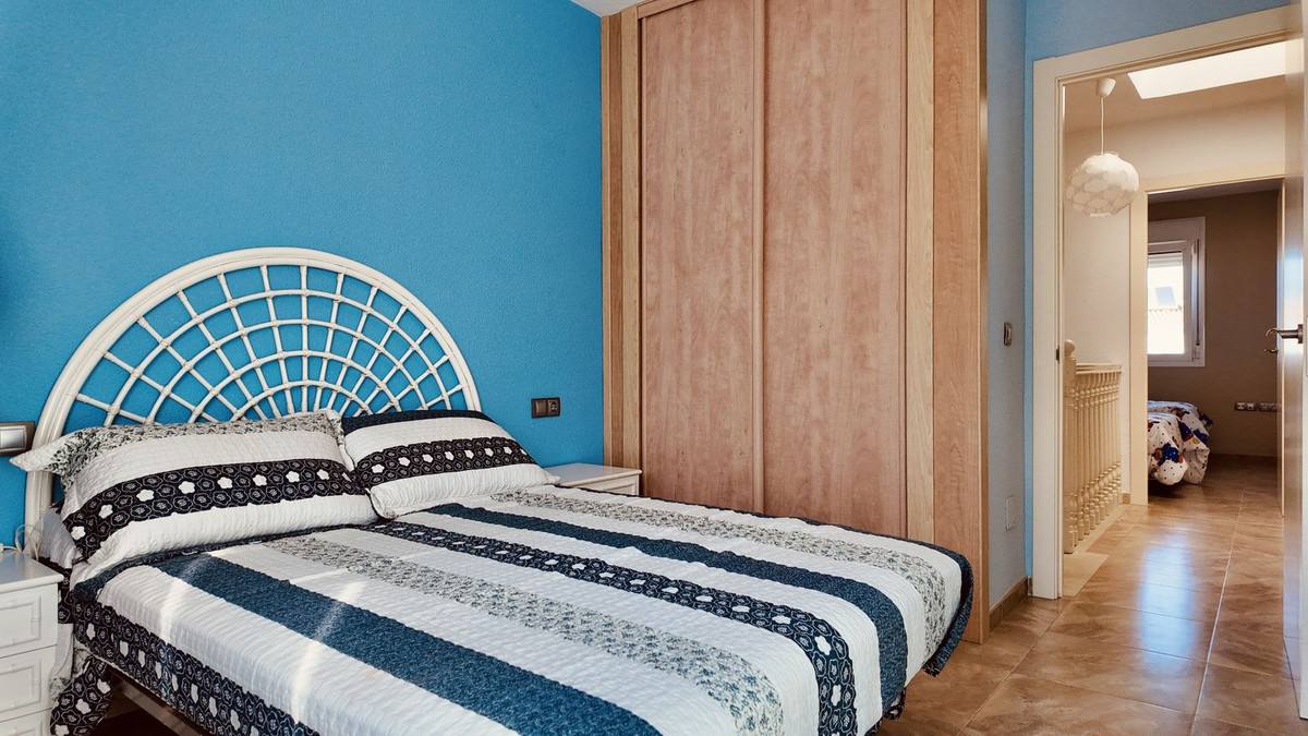 Appartement te koop in Torremolinos | 5 slaapkamers H5391229
