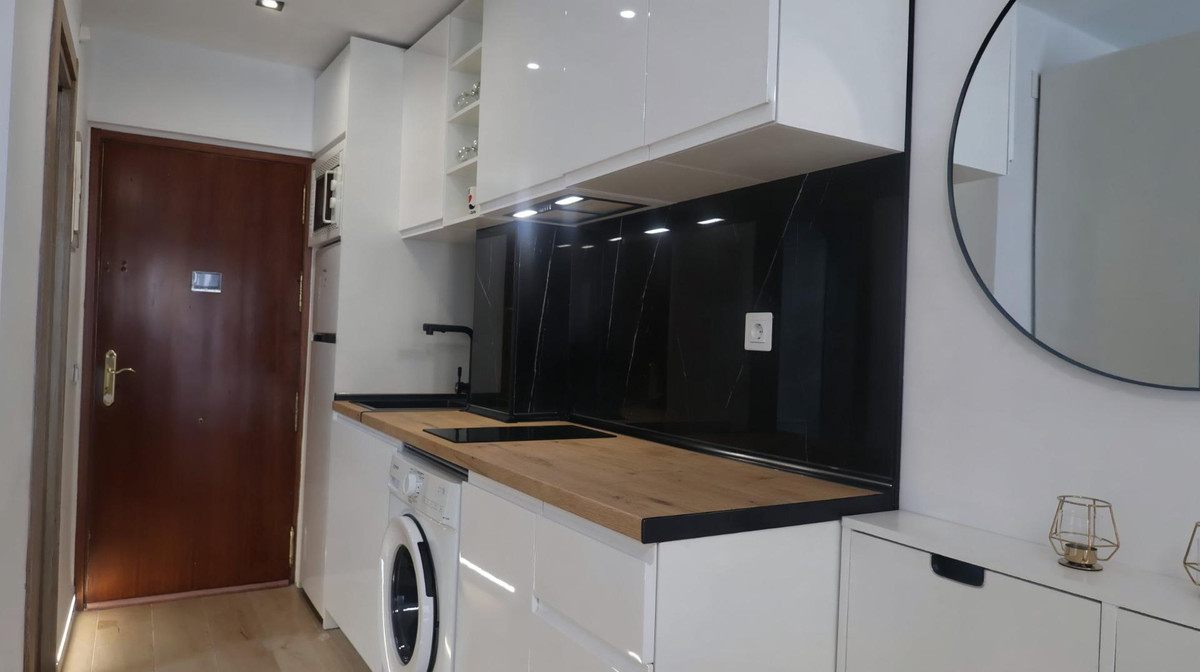 Appartement te koop in Torremolinos | 0 slaapkamers H5393626