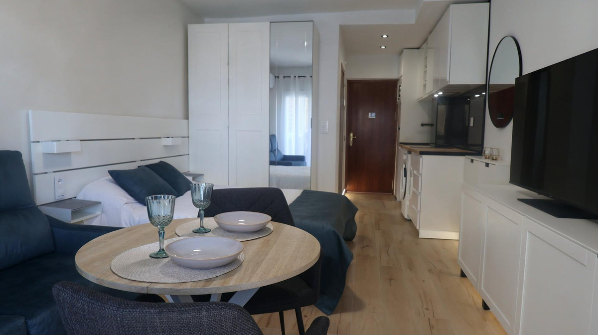 Appartement te koop in Torremolinos | 0 slaapkamers H5393626