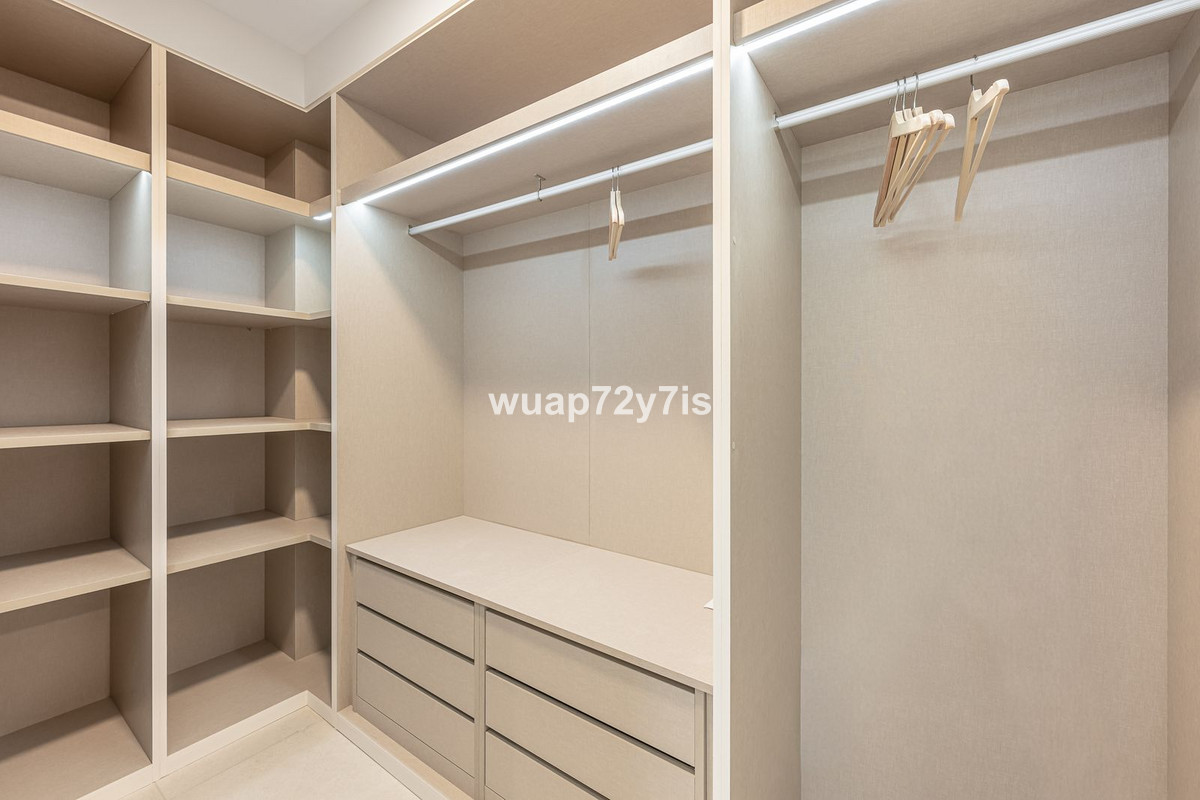 Huis te koop in Torremolinos | 4 slaapkamers H5394145