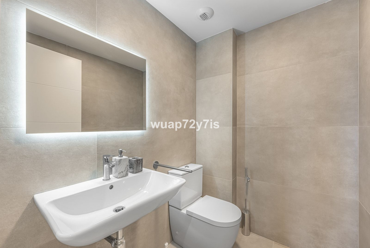 Huis te koop in Torremolinos | 4 slaapkamers H5394145