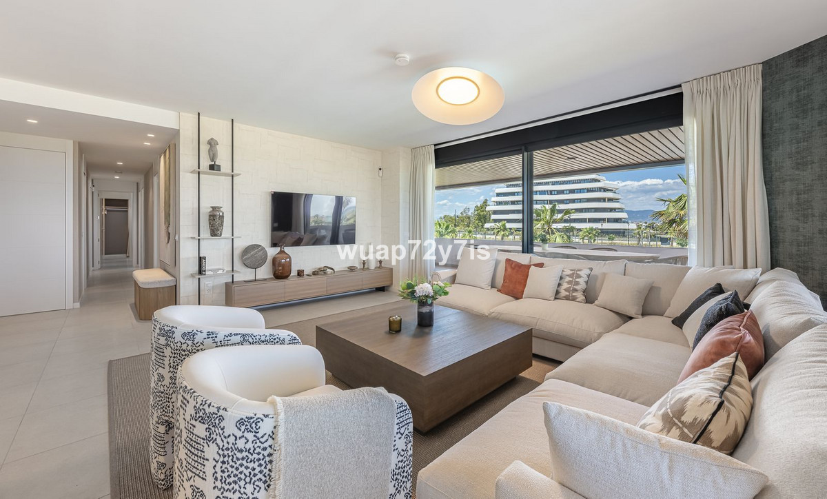 Huis te koop in Torremolinos | 4 slaapkamers H5394145