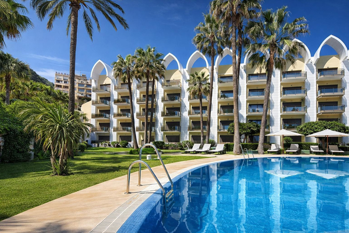 Appartement te koop in Torremolinos | 4 slaapkamers H5398063