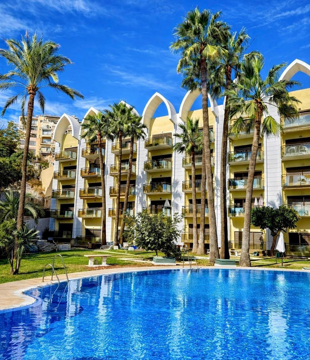 Appartement te koop in Torremolinos | 4 slaapkamers H5398063