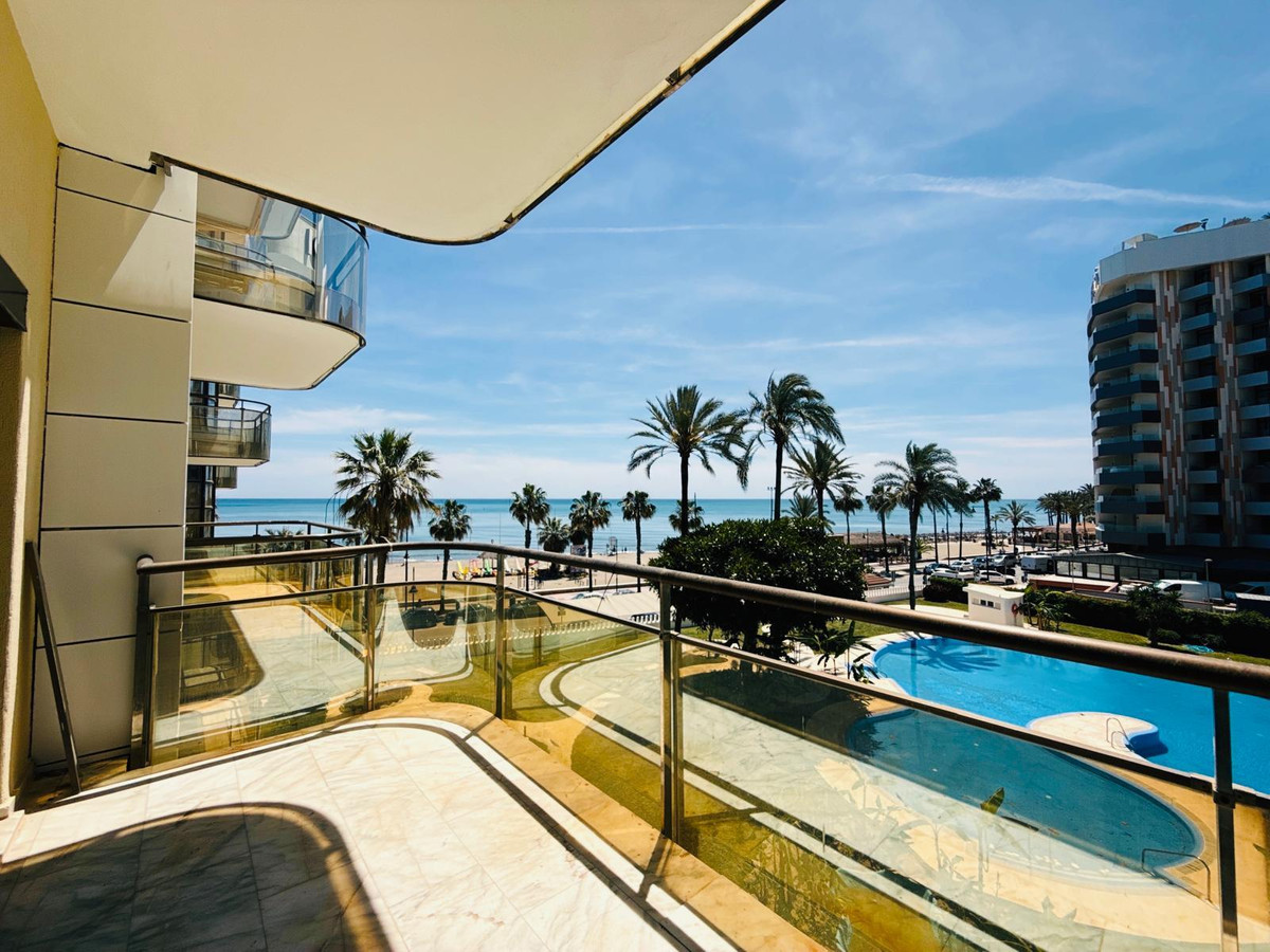 Appartement te koop in Torremolinos | 4 slaapkamers H5398063