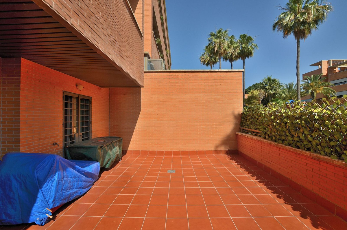 Appartement te koop in Torremolinos | 2 slaapkamers H5406223