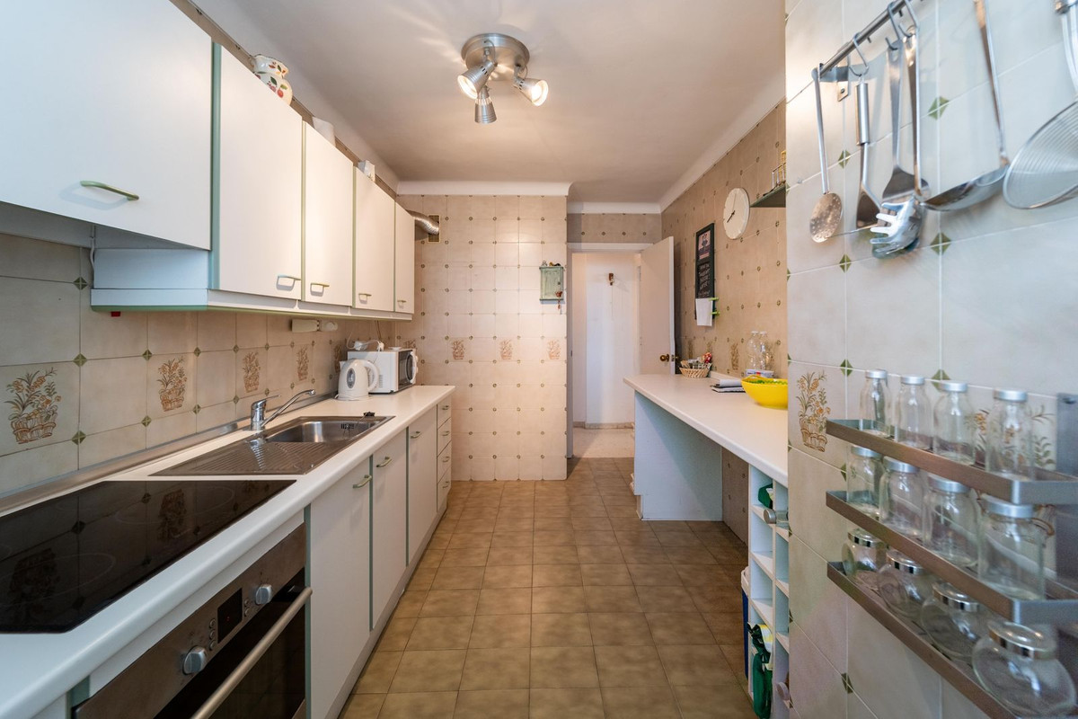 Appartement te koop in Torremolinos | 4 slaapkamers H5413141