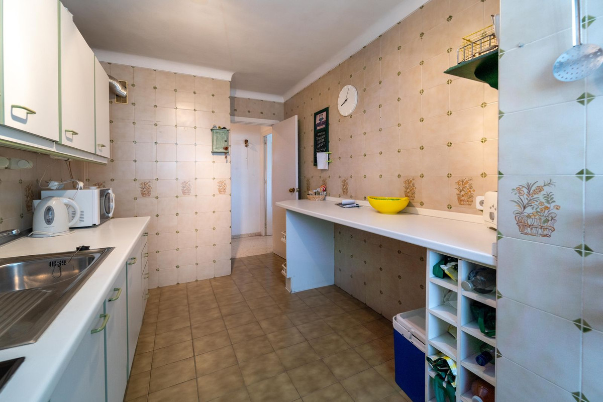 Appartement te koop in Torremolinos | 4 slaapkamers H5413141