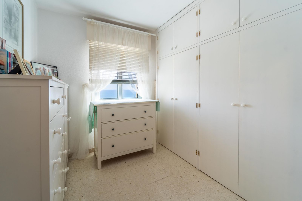 Appartement te koop in Torremolinos | 4 slaapkamers H5413141