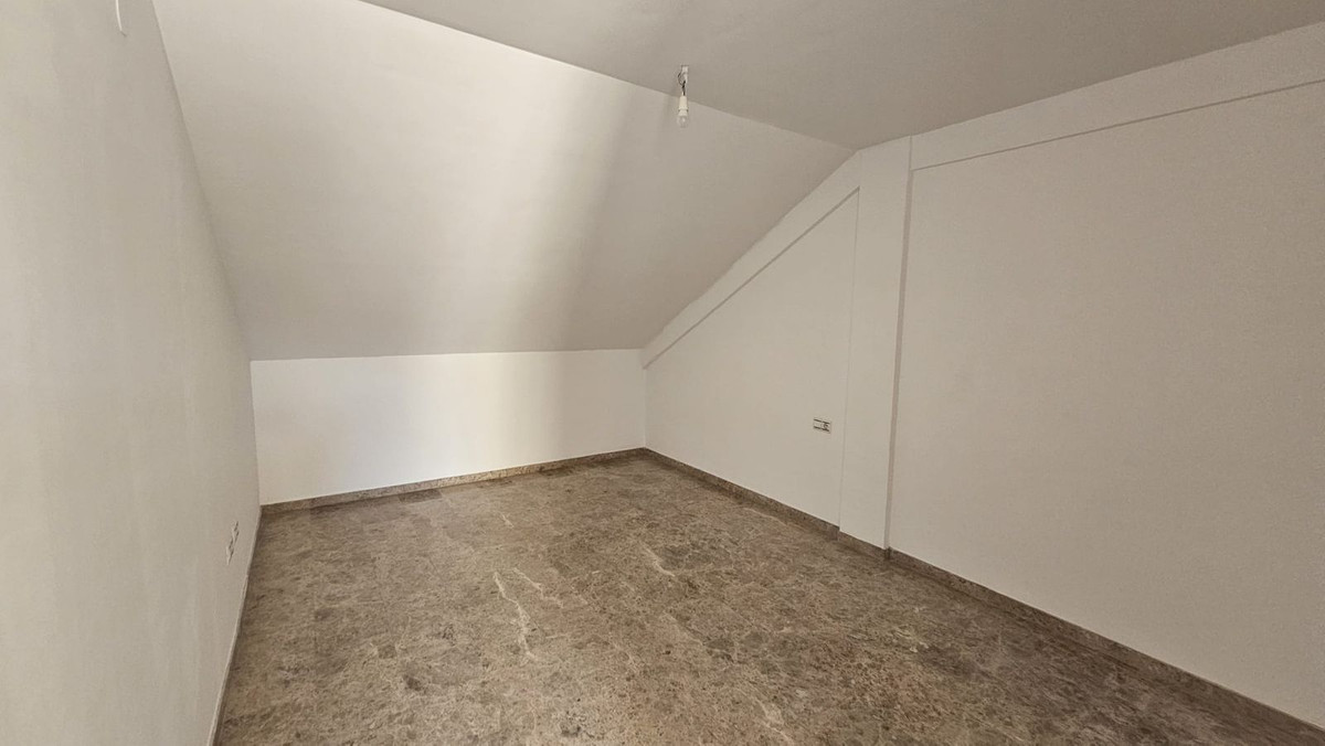 Duplex te koop in Torremolinos | 3 slaapkamers H5473507