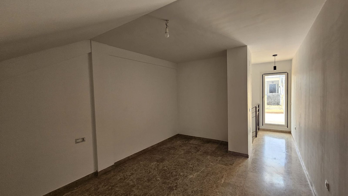 Duplex te koop in Torremolinos | 3 slaapkamers H5473507