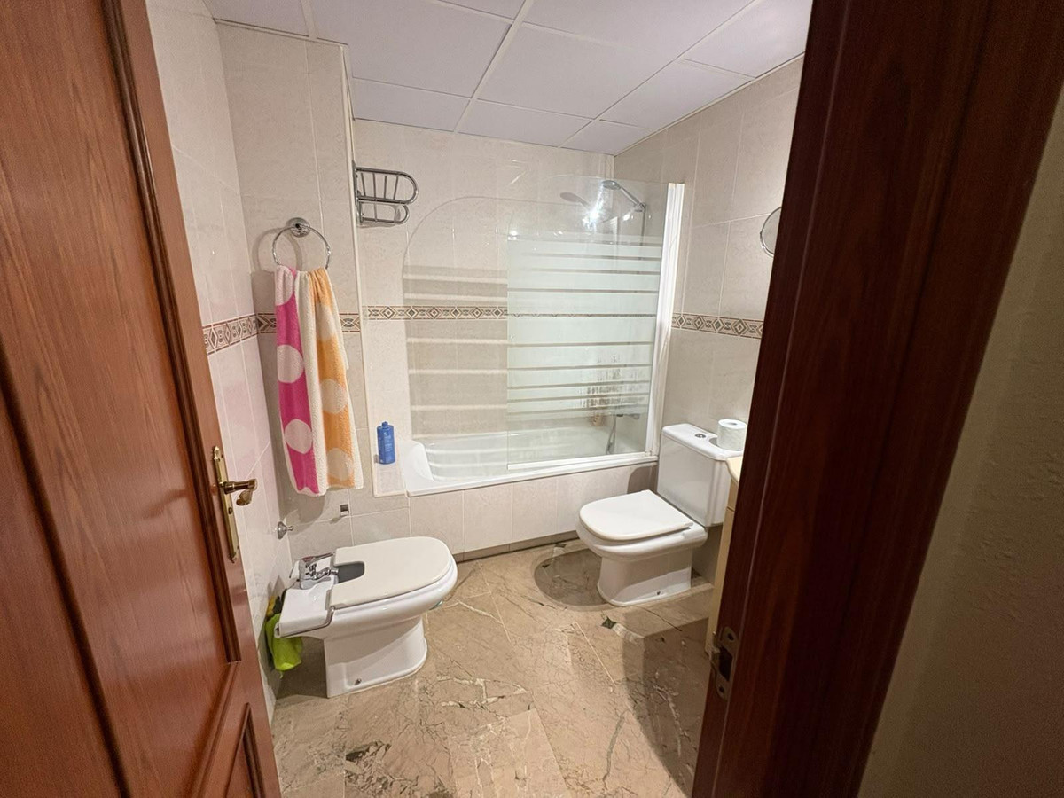 Duplex te koop in Torremolinos | 2 slaapkamers H5488126