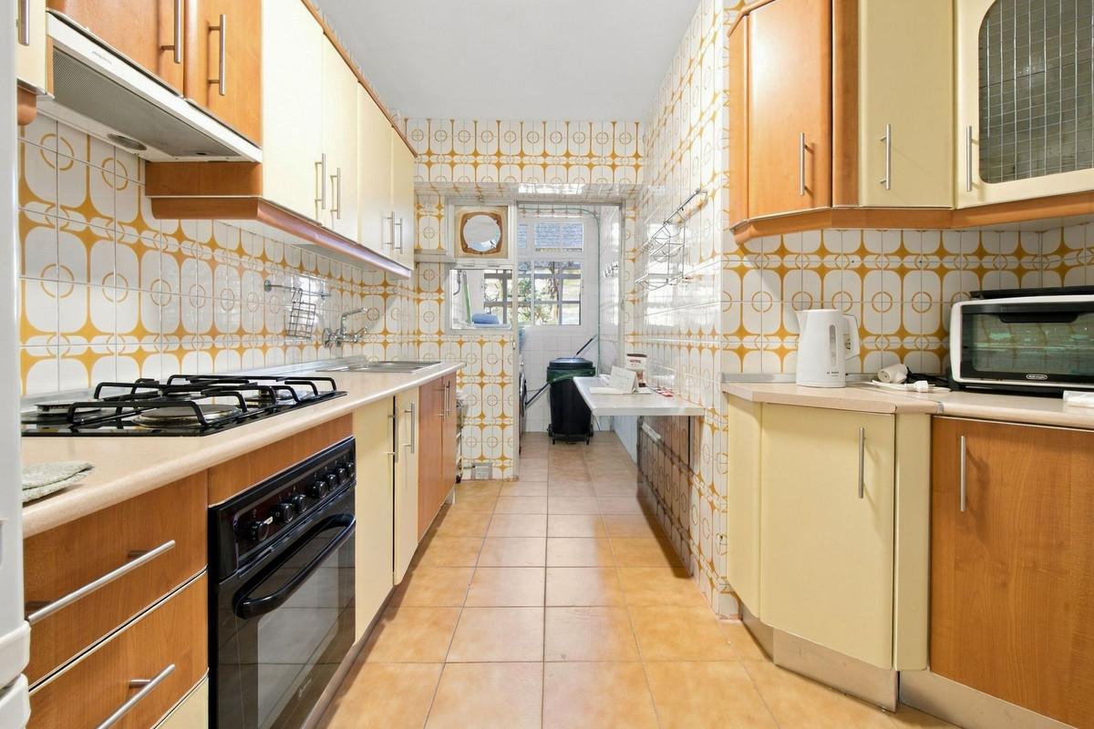 Appartement te koop in Torremolinos | 4 slaapkamers H5506321