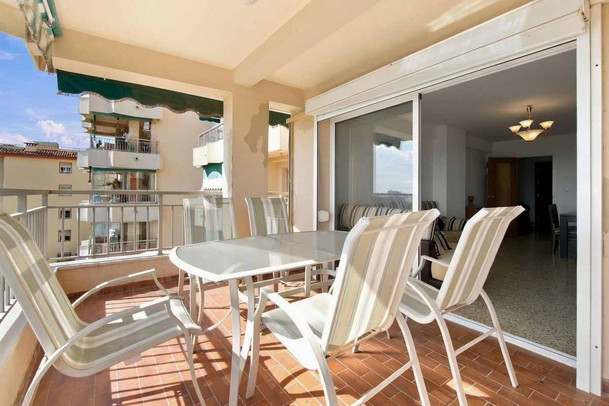 Appartement te koop in Torremolinos | 4 slaapkamers H5506321