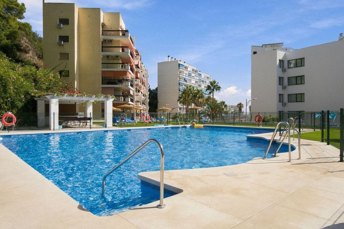 Appartement te koop in Torremolinos | 4 slaapkamers H5506321