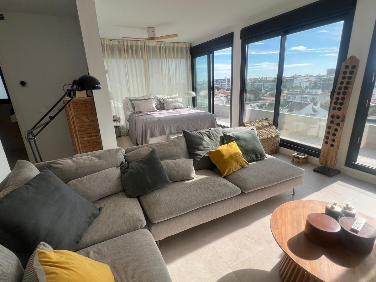 Appartement te koop in Torremolinos | 4 slaapkamers H5527384