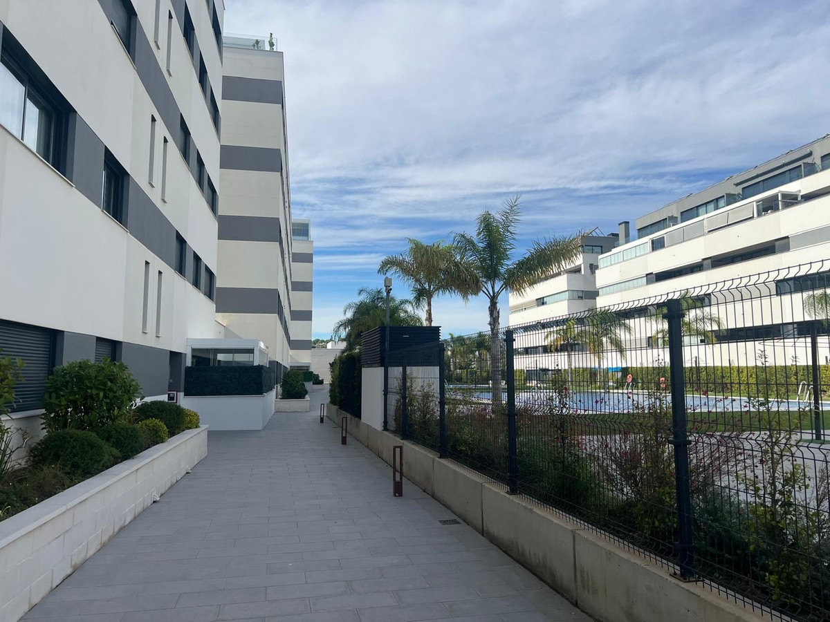 Appartement te koop in Torremolinos | 4 slaapkamers H5527384