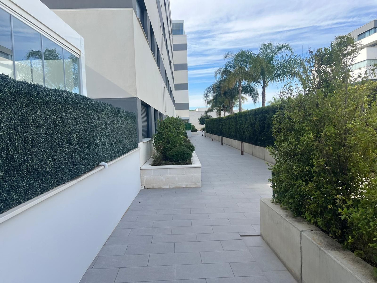 Appartement te koop in Torremolinos | 4 slaapkamers H5527384