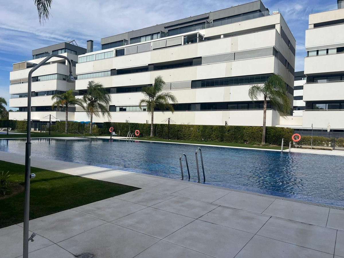 Appartement te koop in Torremolinos | 4 slaapkamers H5527384