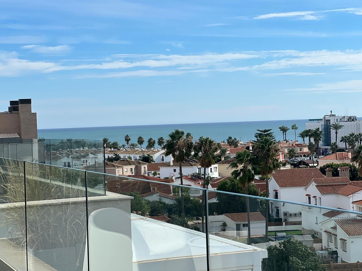 Appartement te koop in Torremolinos | 4 slaapkamers H5527384
