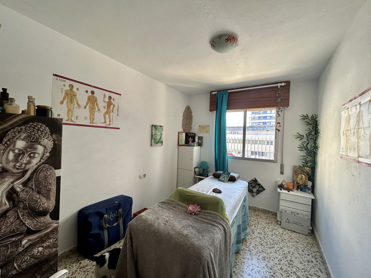 Tussenverdieping Appartement in Torremolinos Centro-15