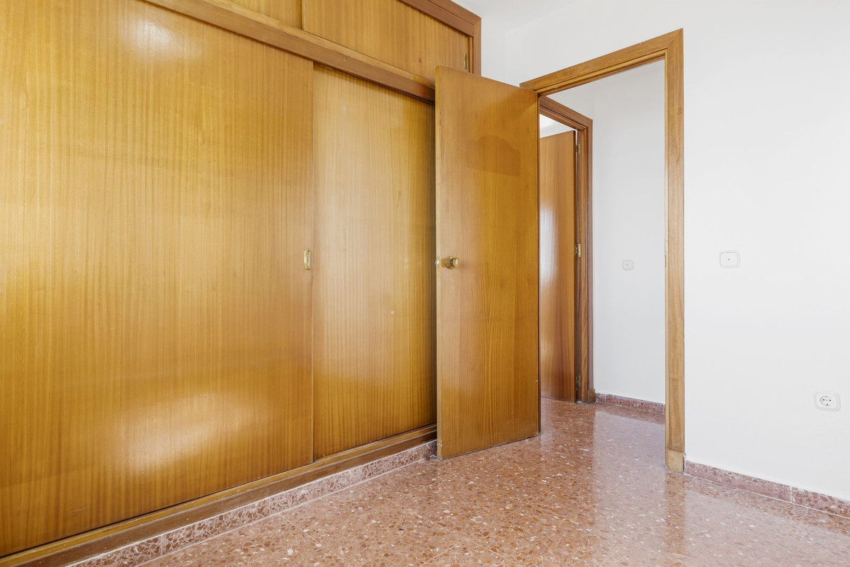 Bovenverdieping Appartement in Torremolinos Centro-13