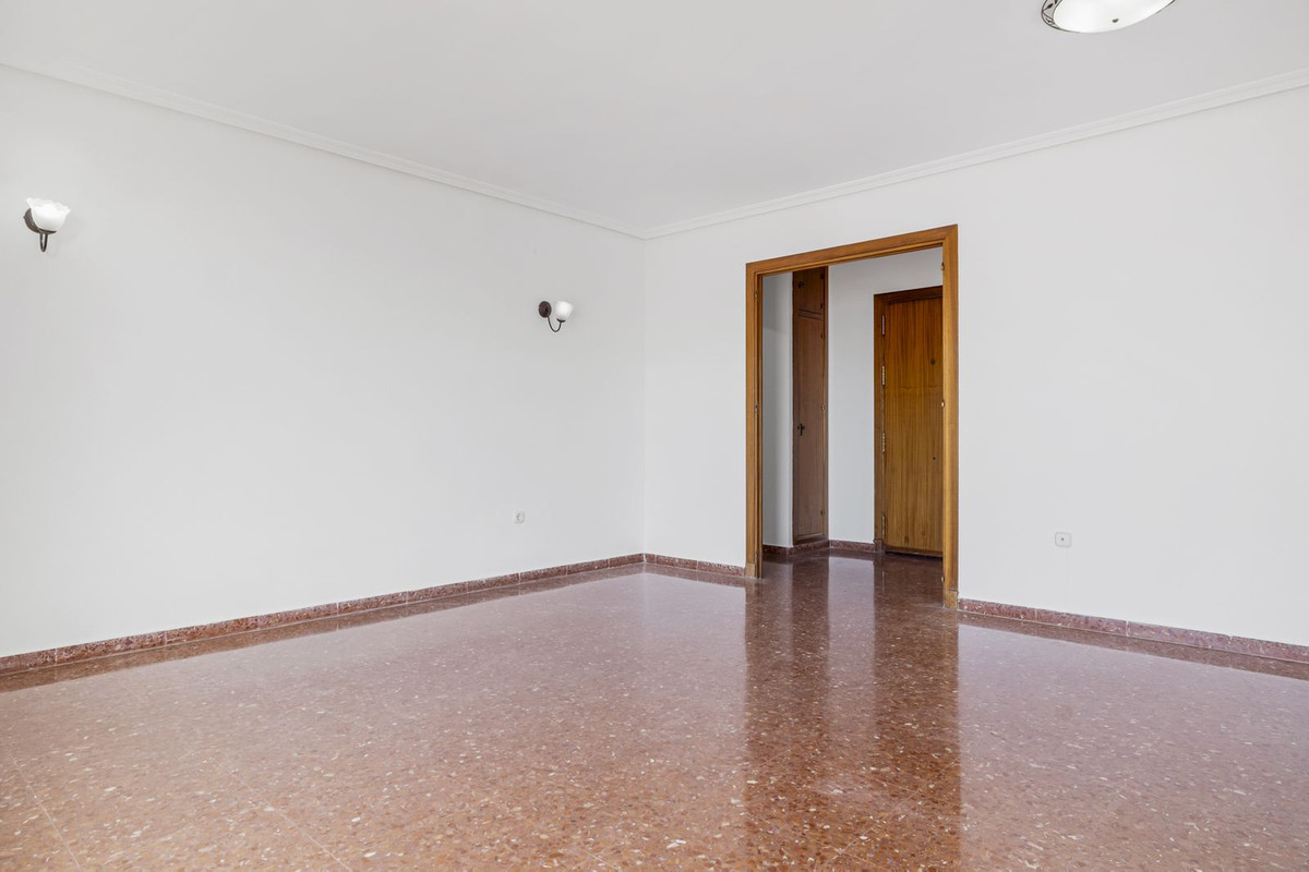 Bovenverdieping Appartement in Torremolinos Centro-6