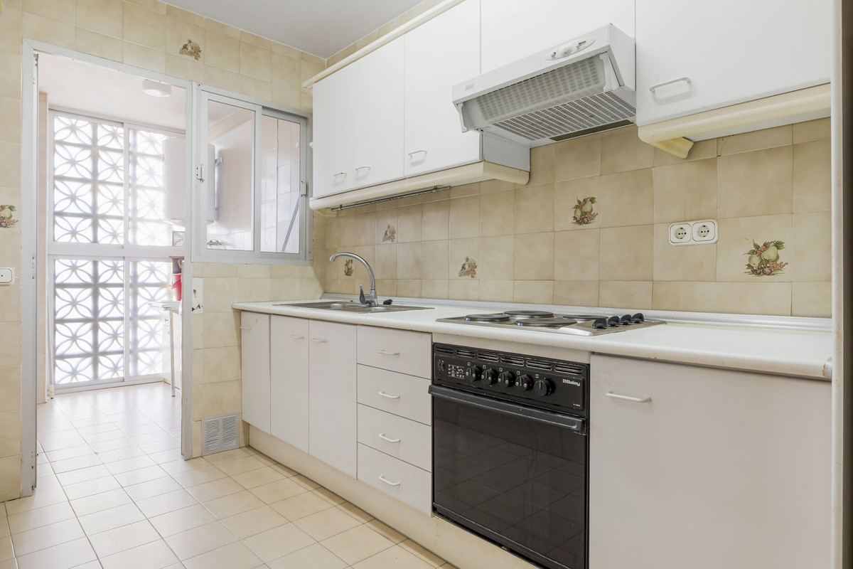 Bovenverdieping Appartement in Torremolinos Centro-7