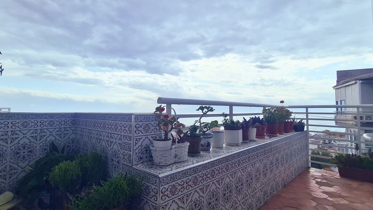 Penthouse in Torremolinos Centro-4
