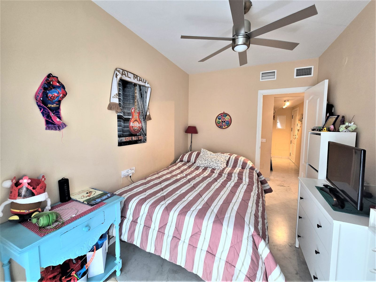 Tussenverdieping Appartement in Torremolinos Centro-12