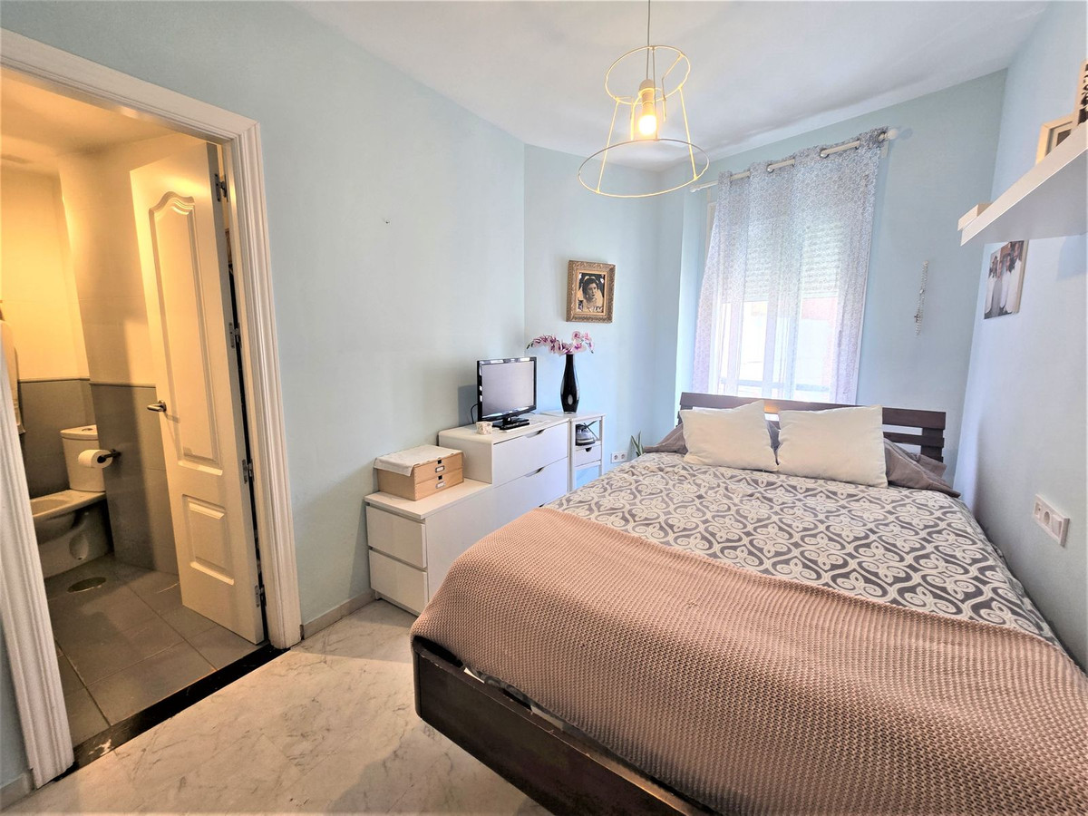Tussenverdieping Appartement in Torremolinos Centro-13