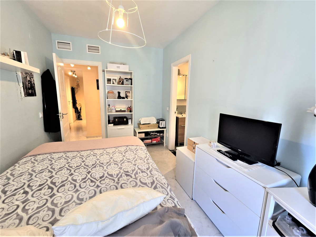Tussenverdieping Appartement in Torremolinos Centro-14