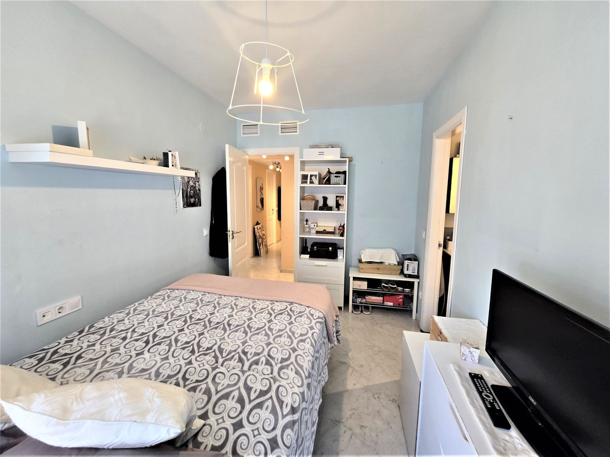 Tussenverdieping Appartement in Torremolinos Centro-15