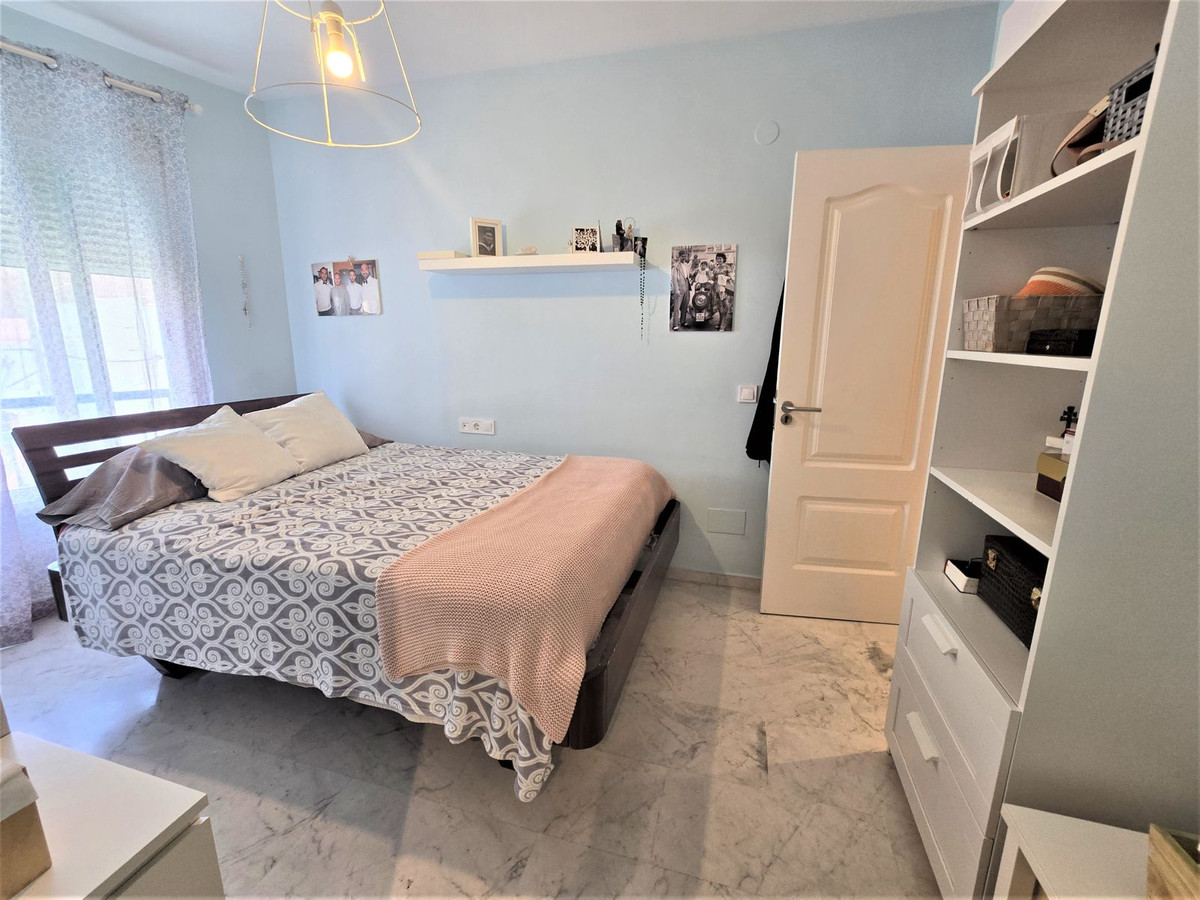 Tussenverdieping Appartement in Torremolinos Centro-17