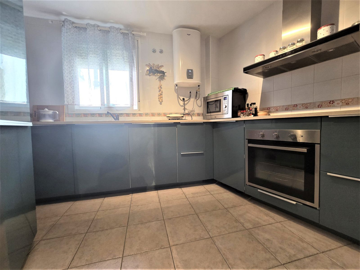 Tussenverdieping Appartement in Torremolinos Centro-19
