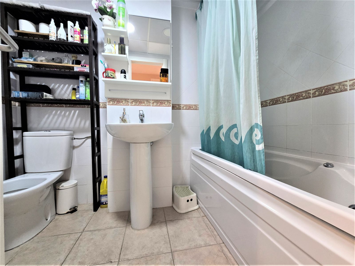 Tussenverdieping Appartement in Torremolinos Centro-22