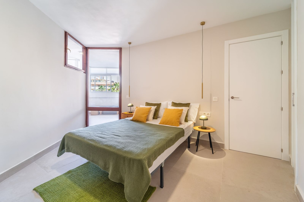 Tussenverdieping Appartement in Torremolinos Centro-12