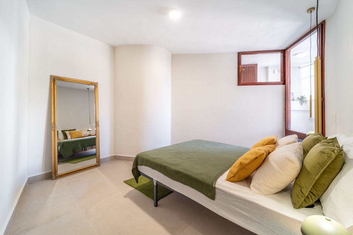 Tussenverdieping Appartement in Torremolinos Centro-13