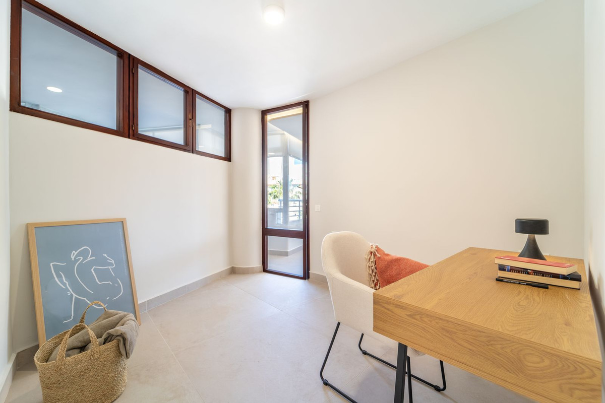 Tussenverdieping Appartement in Torremolinos Centro-19