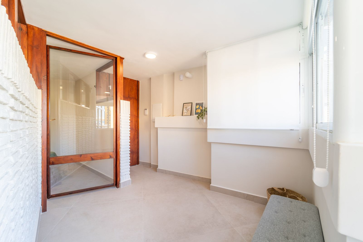 Tussenverdieping Appartement in Torremolinos Centro-21