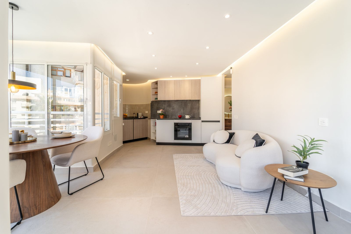 Tussenverdieping Appartement in Torremolinos Centro-6