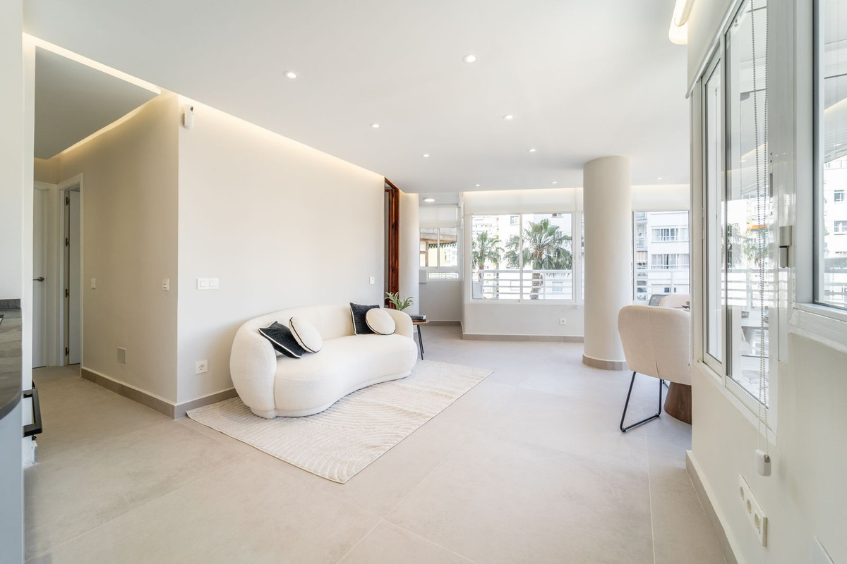 Tussenverdieping Appartement in Torremolinos Centro-7
