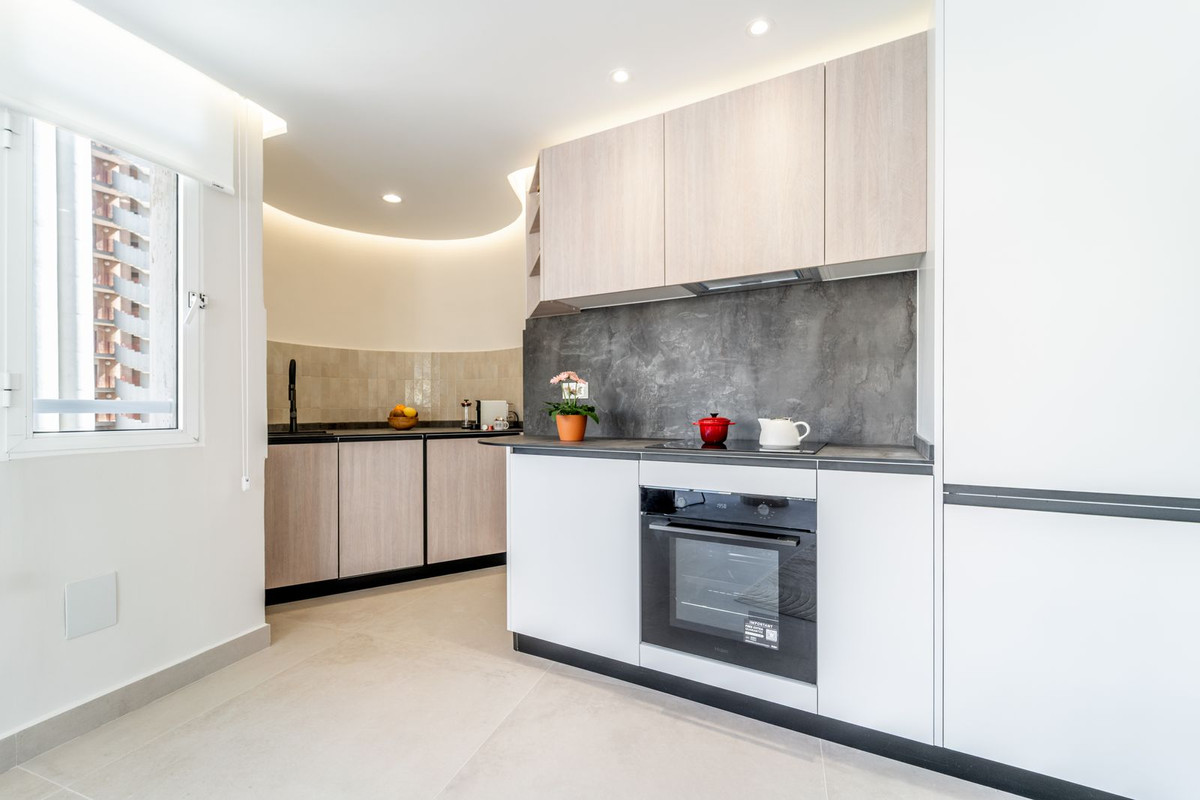 Tussenverdieping Appartement in Torremolinos Centro-8