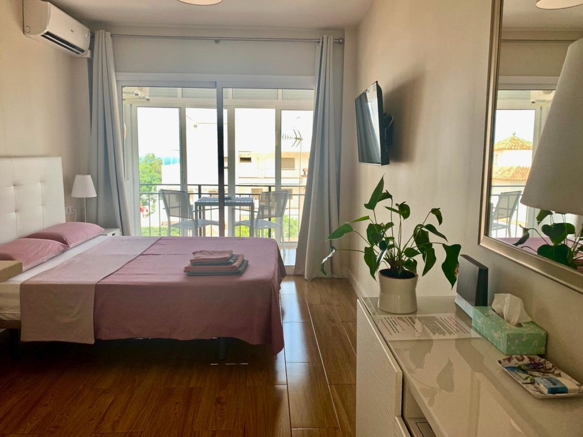 Appartement te koop in Torremolinos Centro | 0 slaapkamers H5056996